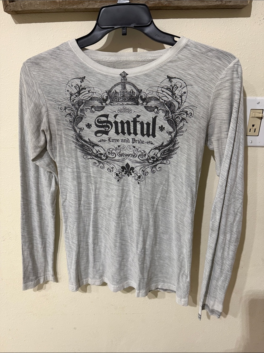 Sinful Light Gray Long Sleeve Graphic Tee